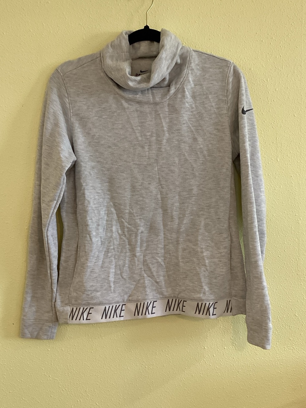 Nike Heather Gray Funnel Neck Long Sleeve Top